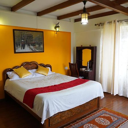 Church Hill Cottage Ooty Eksteriør billede