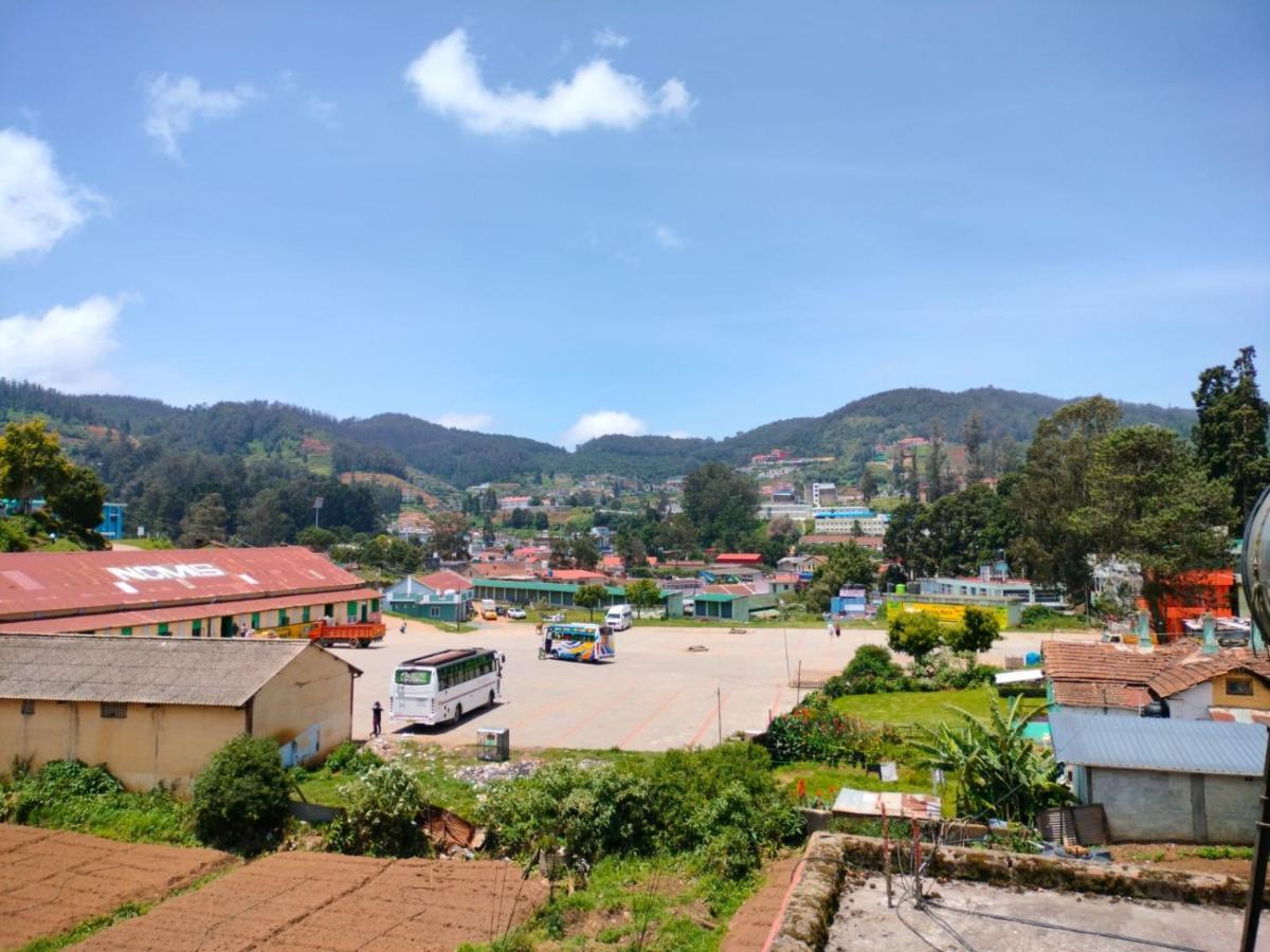Church Hill Cottage Ooty Eksteriør billede